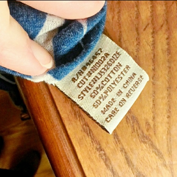 Ombre blue and gray animal print scarf - Picture 2 of 3